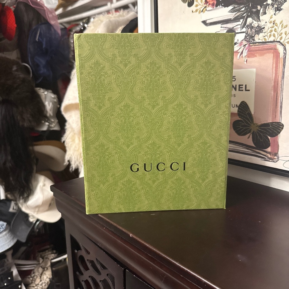Green empty Gucci box